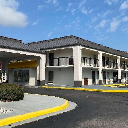 Days Inn By Wyndham Moss Point Pascagoula Extérieur photo