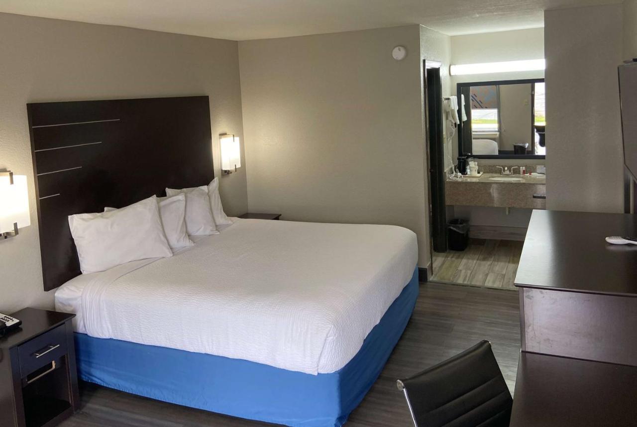 Days Inn By Wyndham Moss Point Pascagoula Extérieur photo
